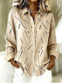 Leslie Artistic Line Print Blouse